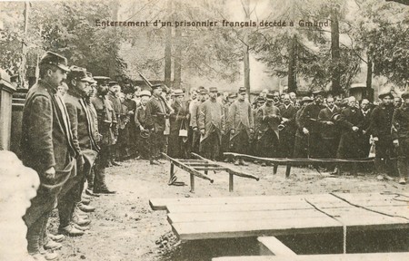 Enterrement d'un prisonnier français décédé au camp de Gmünd