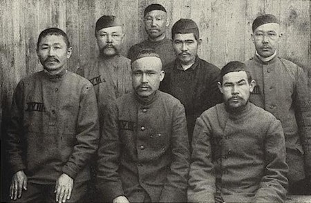 des prisonniers russes dans le camp de Schneidemühl