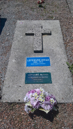 Tombe de Alfred LEFEBVRE au cimetière de Saint-Saulve