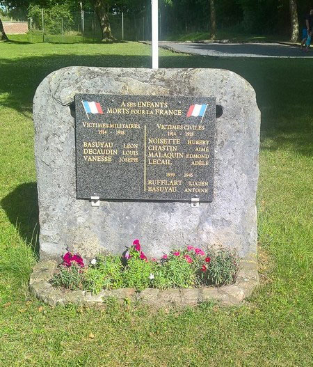 Le monument aux morts pour la France de Capelle-sur-Ecaillon