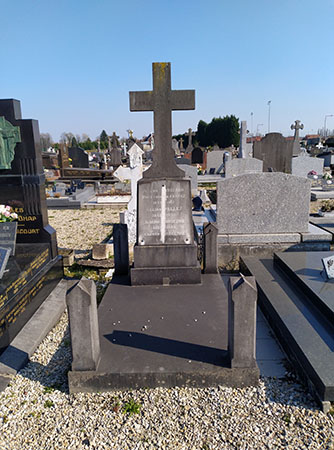 Tombe du soldat Joseph COROENNE au cimetière de Marly