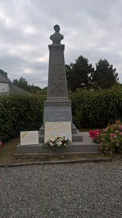 le Monument aux Morts pour la France de Beaufort dans l'Avesnois